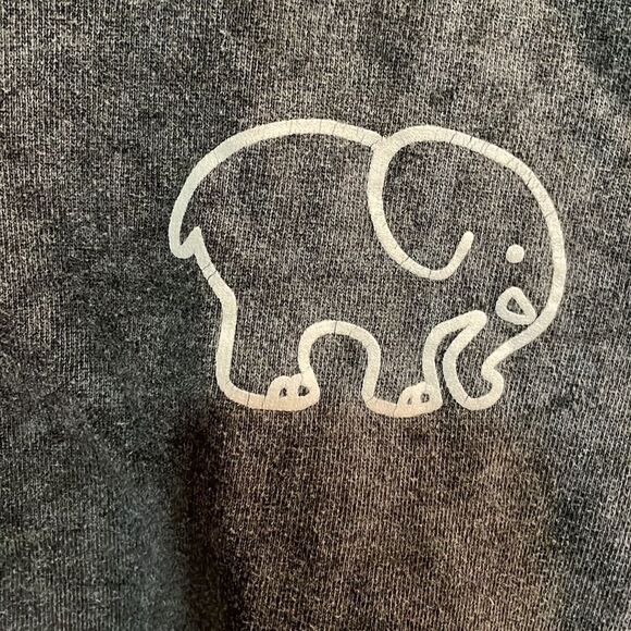 ✨Ivory Ella Gray Stonewashed Mandala Hoodie Sweatshirt - Picture 3 of 9